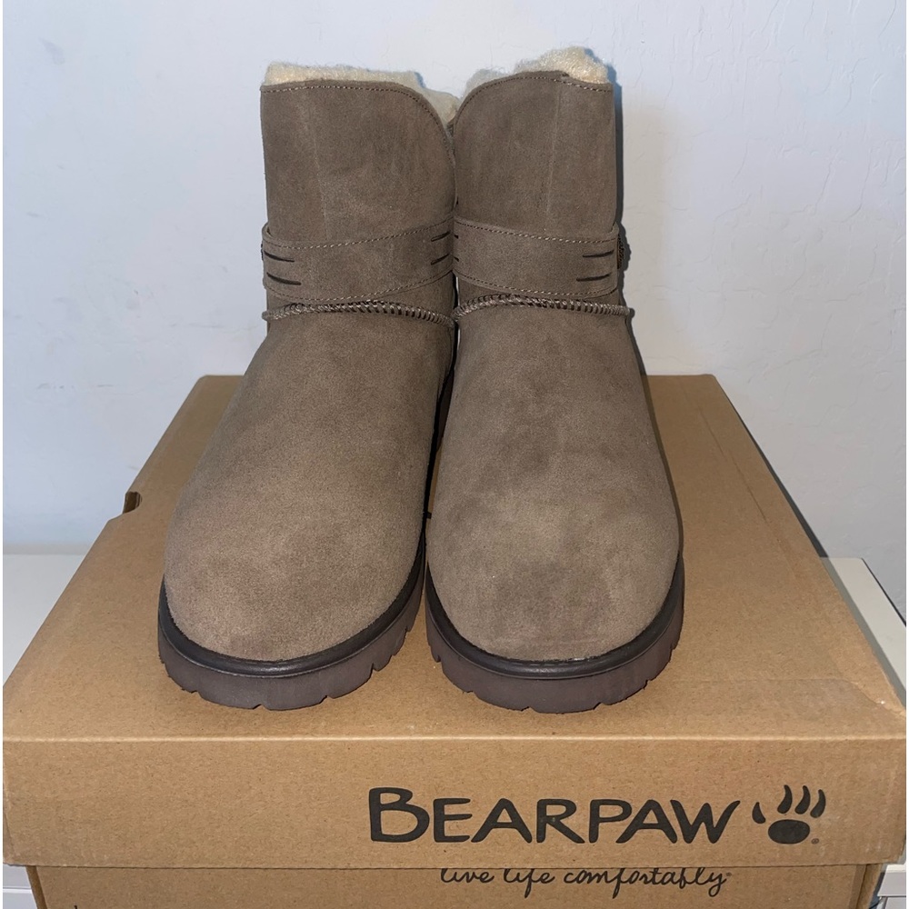Wellston Seal Brown | Authentic BearPaw | New in box with tag. - Picture 5 of 9